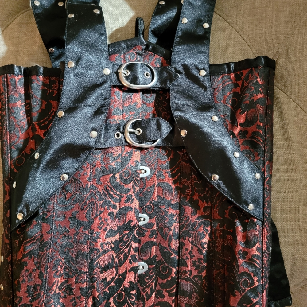Red and black corset Size 24